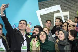 گزارش تصویری پانزدهمین رویداد صبح خلاق تهران با سخنرانی امیرحسین ماحوزی و اهدای جایزه امید شهر به سروش صلواتیان
