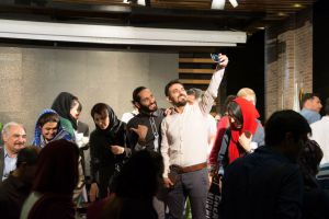 گزارش تصویری دومین رویداد صبح خلاق تهران با سخنرانی استاد محمدرضا عبدالملکیان در مجموعه باغ موزه قصر و در تالار فرخی یزدی برگزار شد