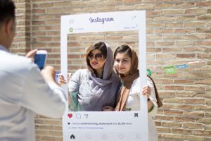 گزارش تصویری دومین رویداد صبح خلاق تهران با سخنرانی استاد محمدرضا عبدالملکیان در مجموعه باغ موزه قصر و در تالار فرخی یزدی برگزار شد