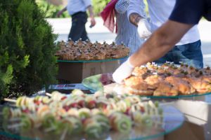 گزارش تصویری دومین رویداد صبح خلاق تهران با سخنرانی استاد محمدرضا عبدالملکیان در مجموعه باغ موزه قصر و در تالار فرخی یزدی برگزار شد