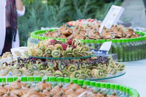 گزارش تصویری دومین رویداد صبح خلاق تهران با سخنرانی استاد محمدرضا عبدالملکیان در مجموعه باغ موزه قصر و در تالار فرخی یزدی برگزار شد