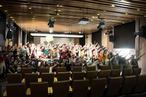 گزارش تصویری دومین رویداد صبح خلاق تهران با سخنرانی استاد محمدرضا عبدالملکیان در مجموعه باغ موزه قصر و در تالار فرخی یزدی برگزار شد