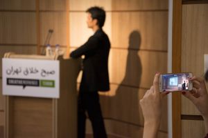 گزارش تصویری سومین رویداد صبح خلاق تهران با سخنرانی لیلا قاسم‌زاده در سالن همایش کانون زبان پارسی بنیاد موقوفات افشار برگزار شد